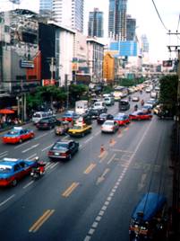 Одна из центральных улиц Бангкока